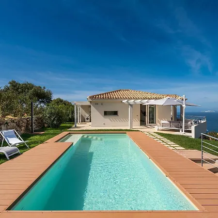 Latisa Villa *